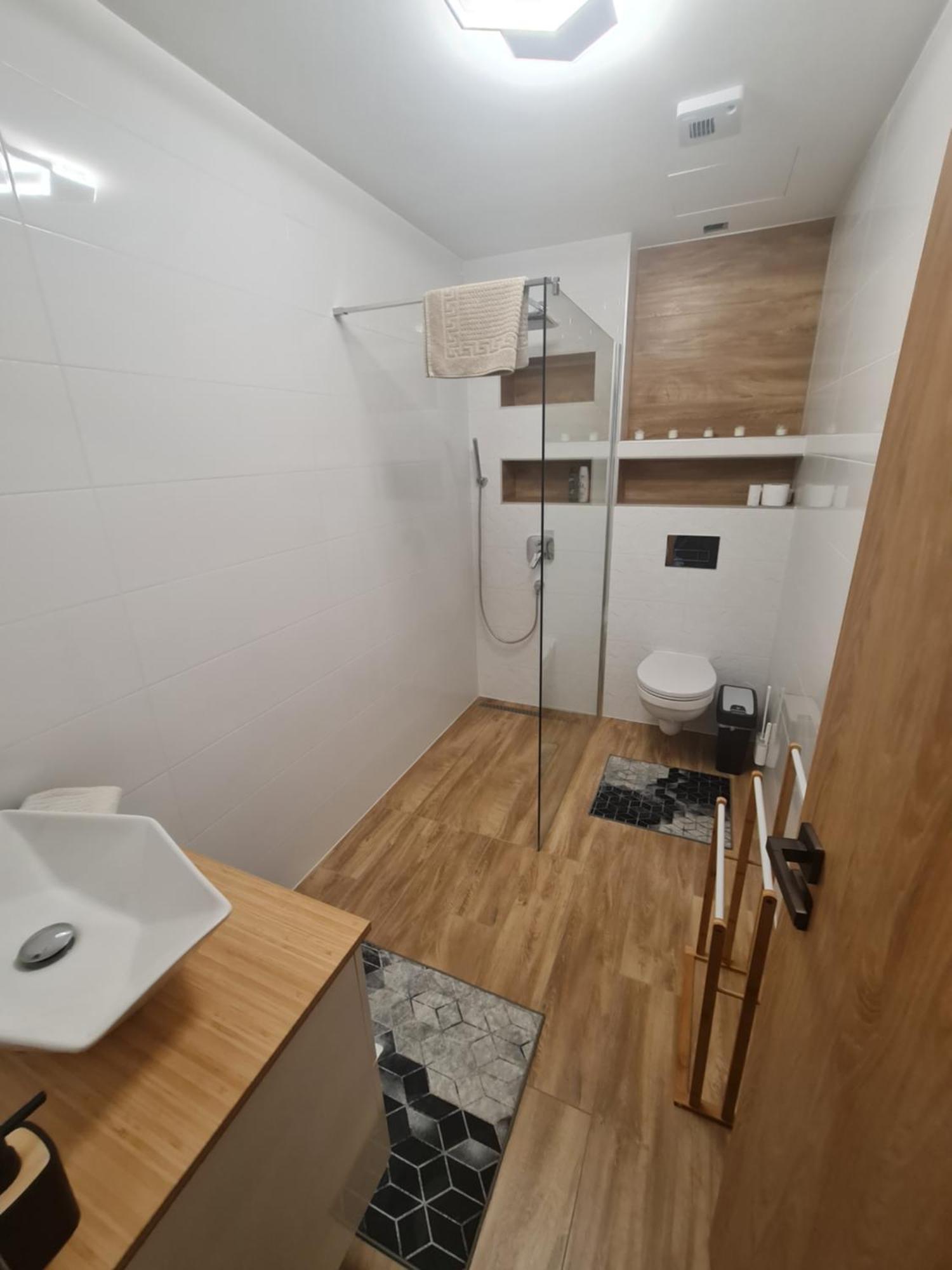 Hexagon Apartman Seghedin Exterior foto